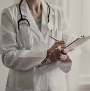 At MvT Medical, I believe in a personal approach to your neurological well-being . I will be your dedicated partner, offering private and online neurological care tailored to your unique needs